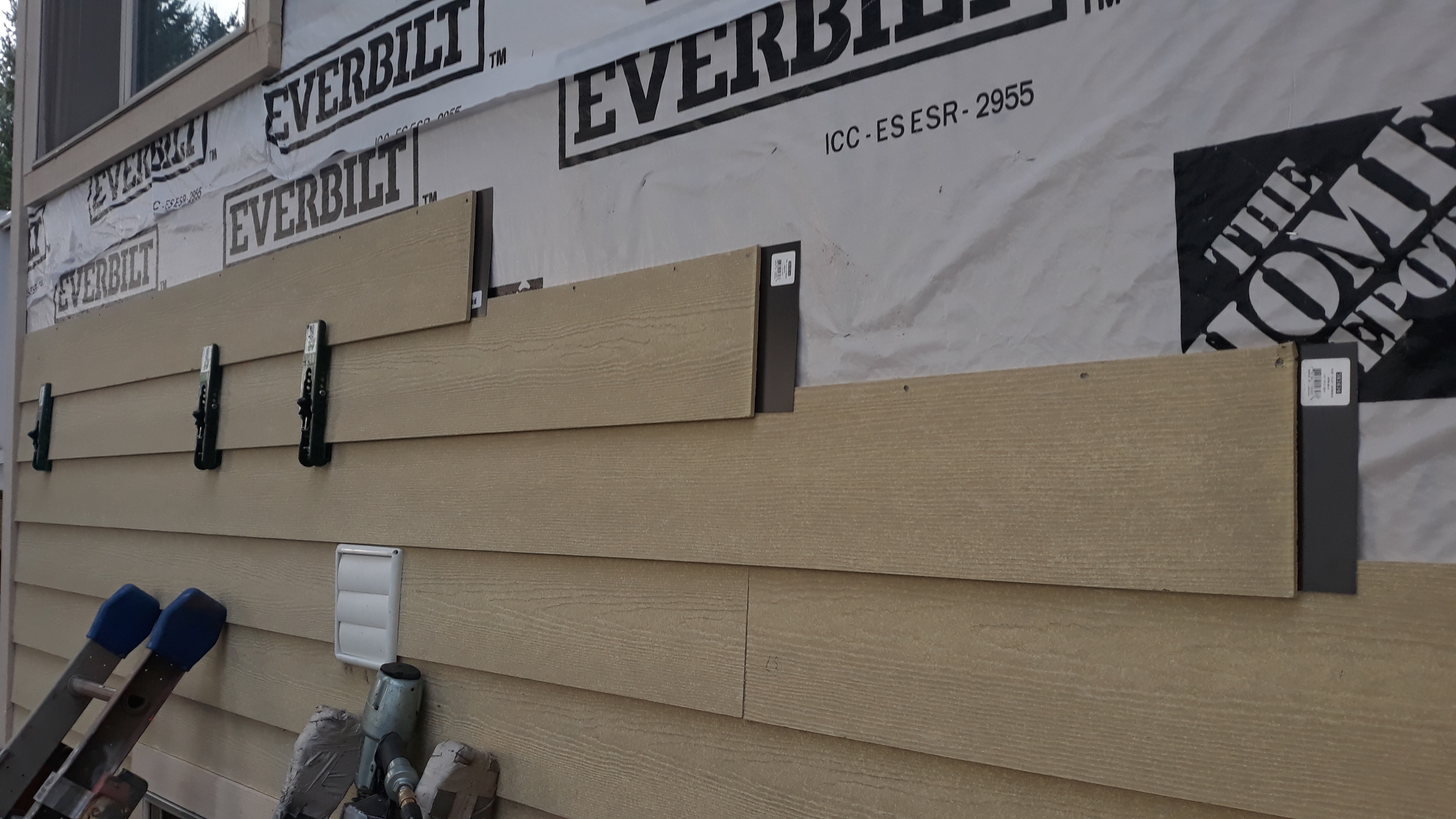 Happy Valley Siding Project Gallery Image