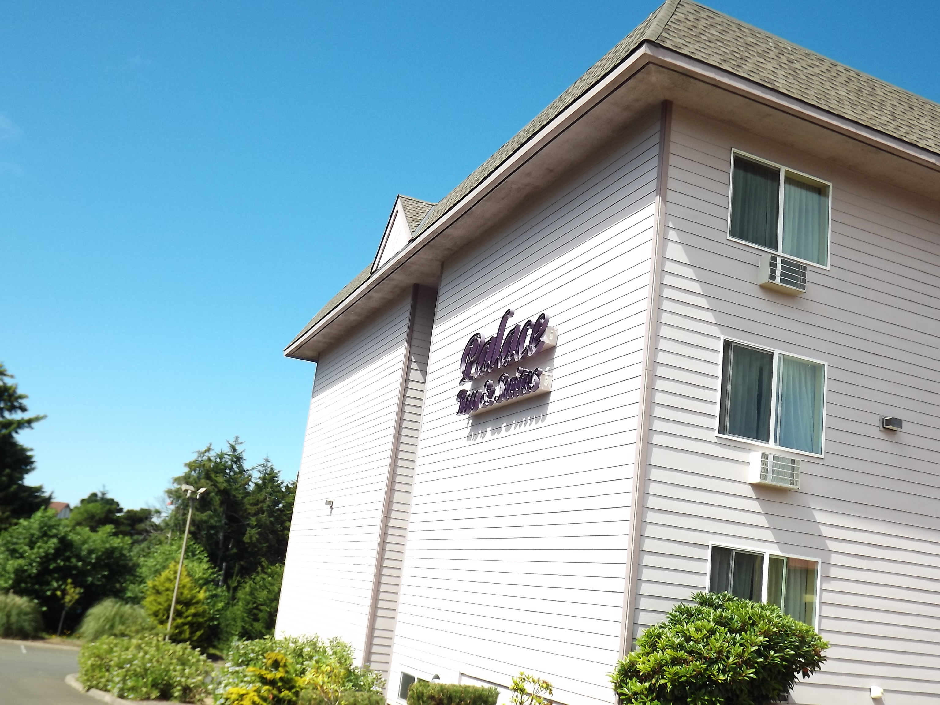 PALACE INN BEFORE PICS Gallery Image