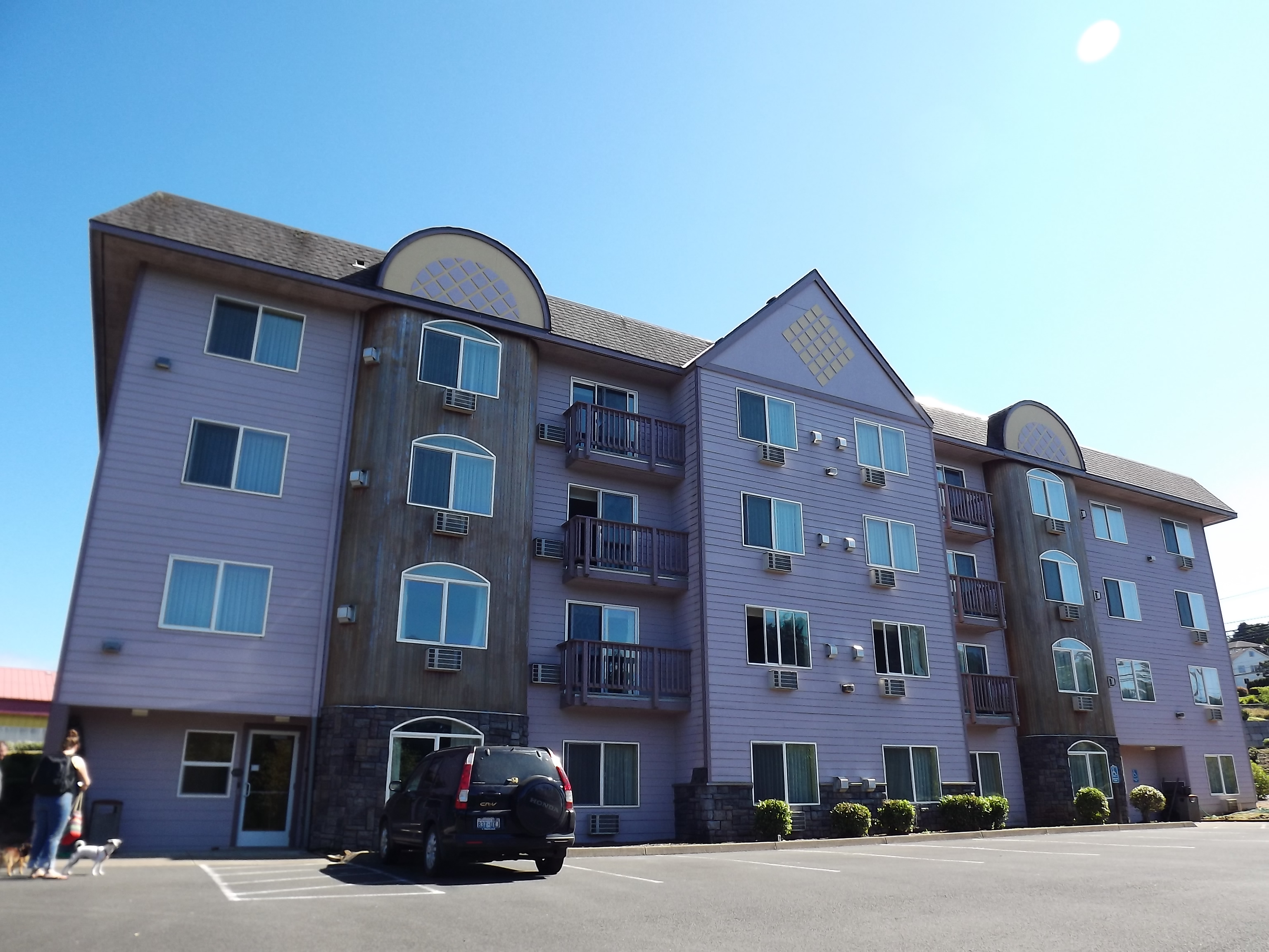 PALACE INN BEFORE PICS Gallery Image