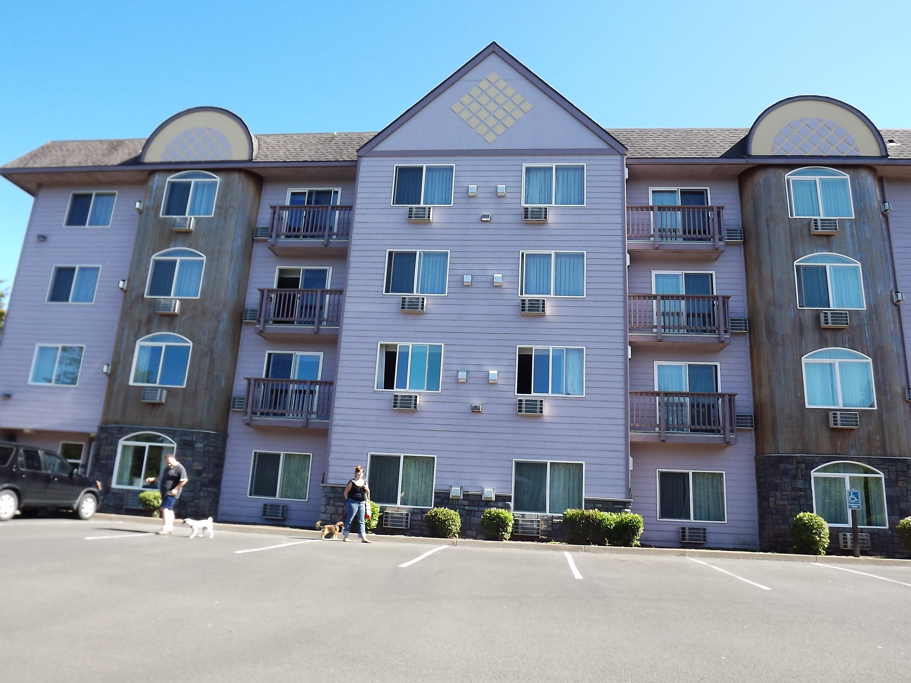 PALACE INN BEFORE PICS Gallery Image