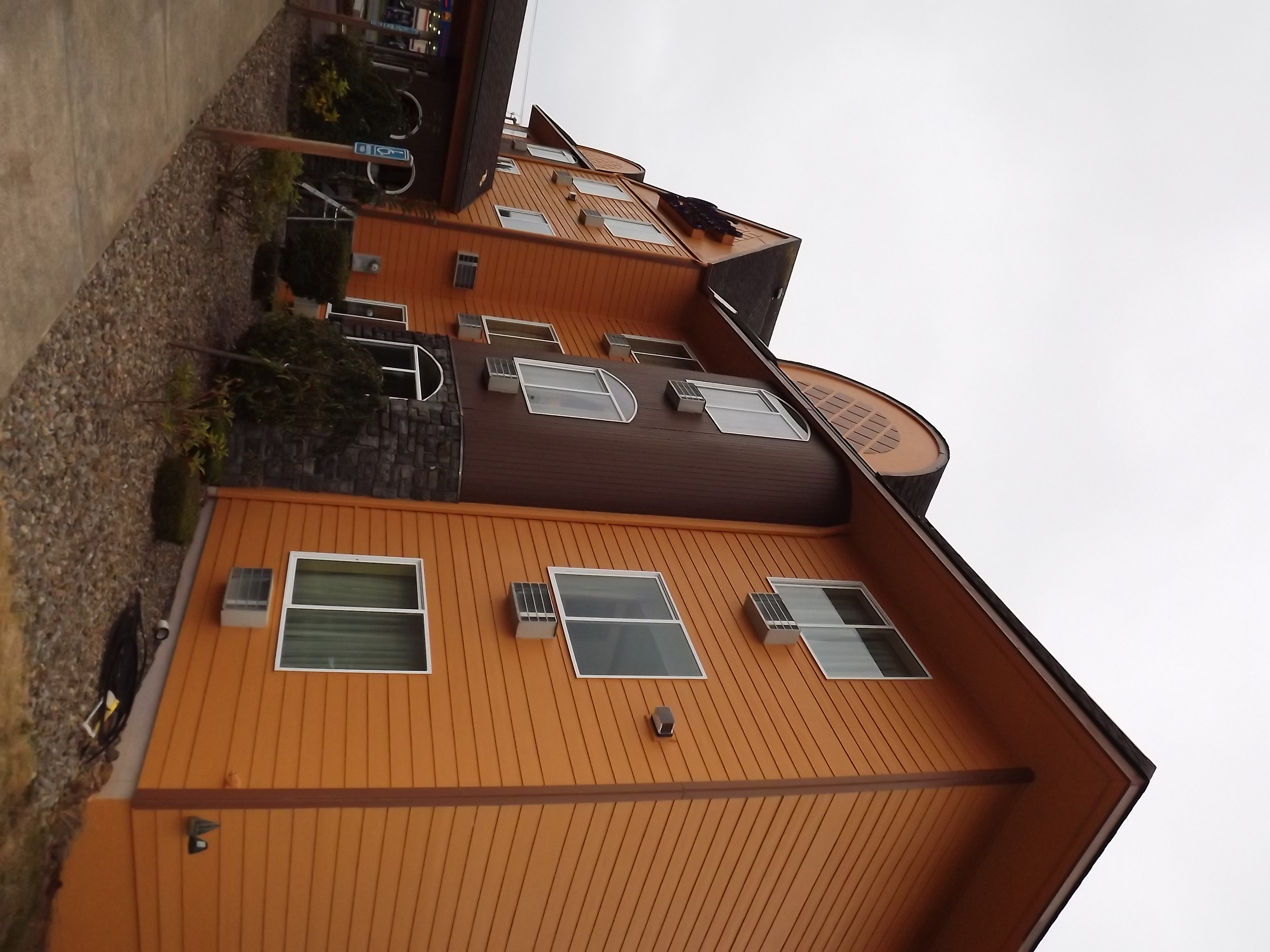 Palace Inn Hotel Exterfior Repaint Lincoln City, OR Gallery Image