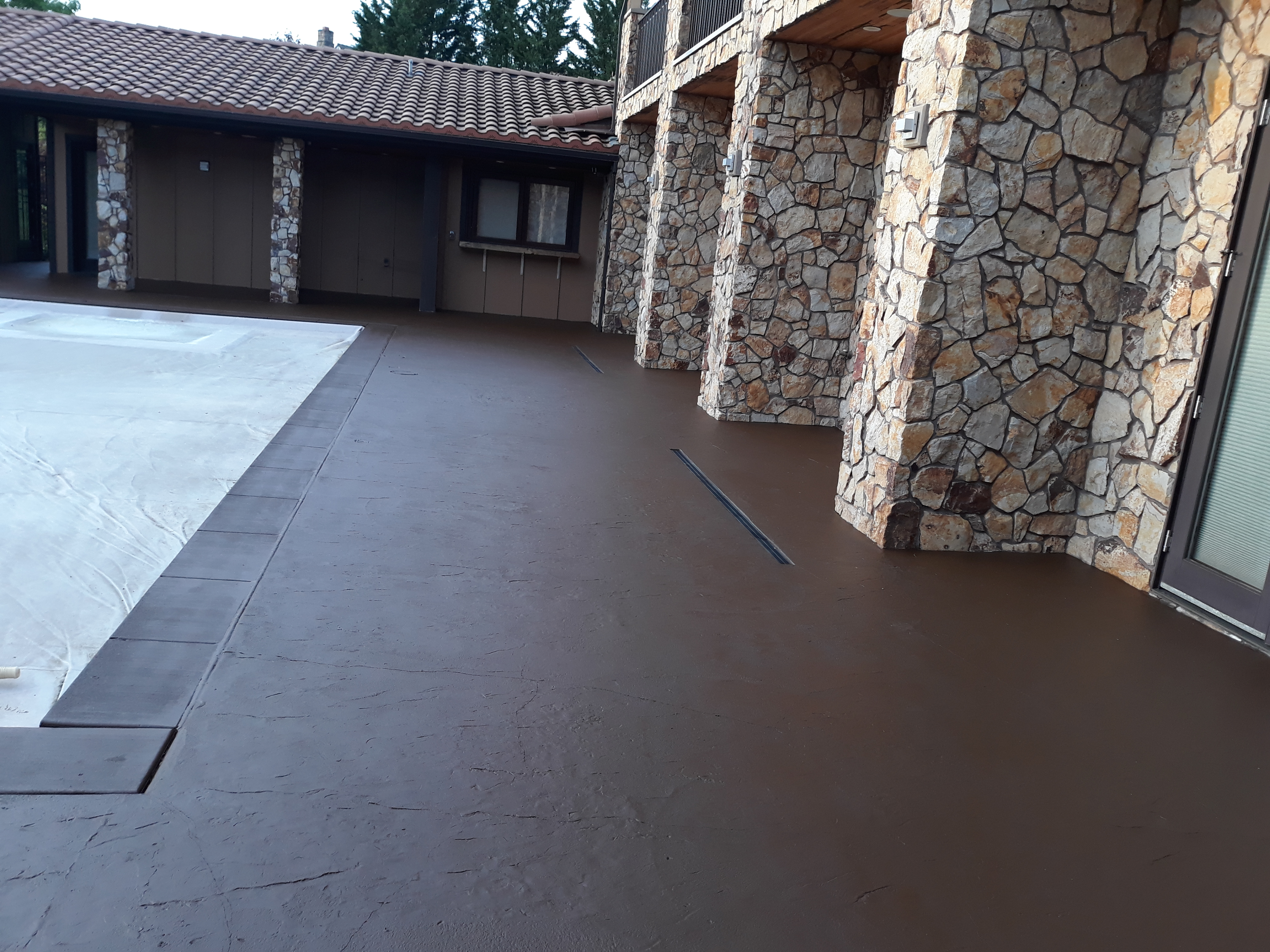 Pool Deck - Covered Colonnade Patio Perspective